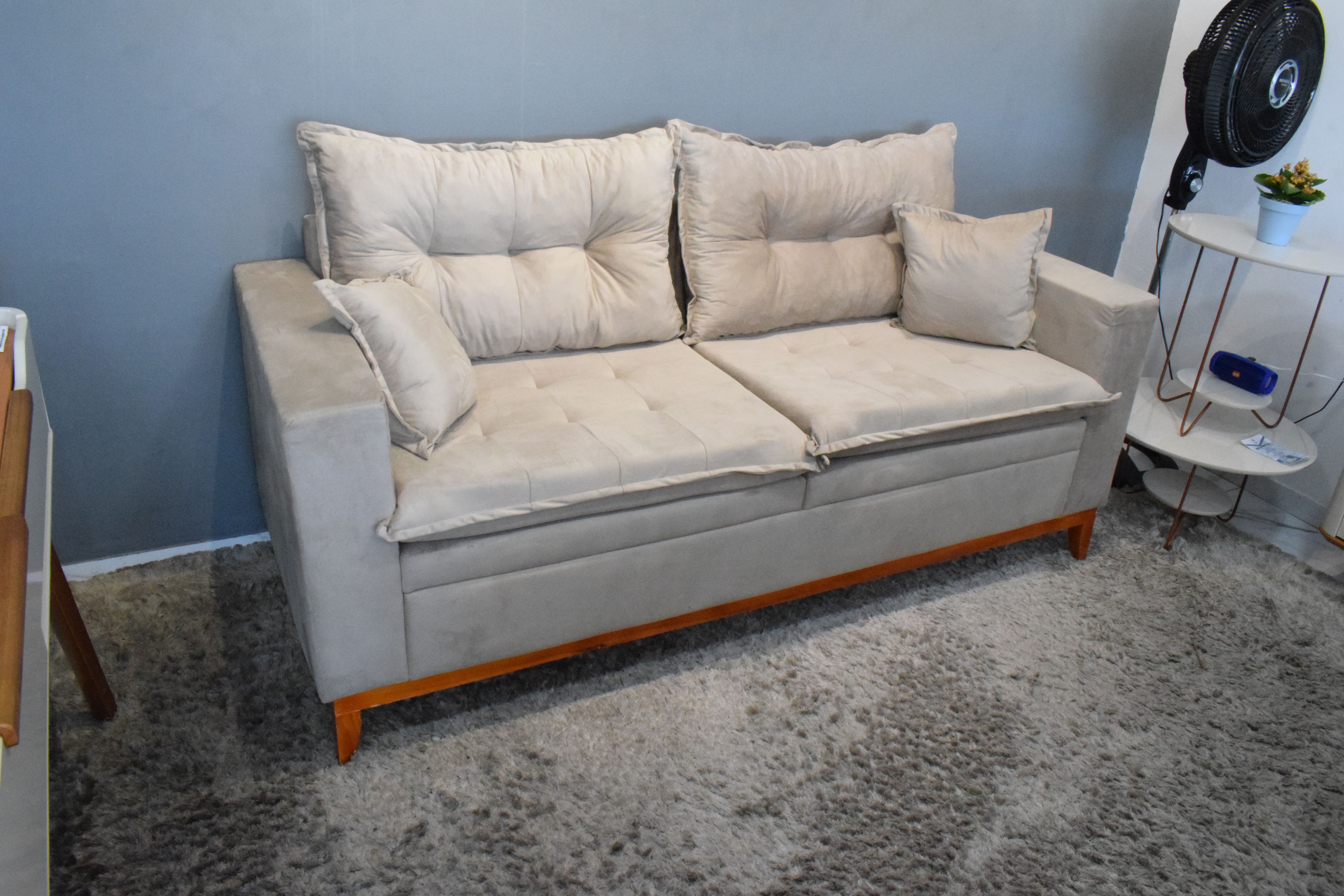 Sofá Egito Veludo Bege Claro