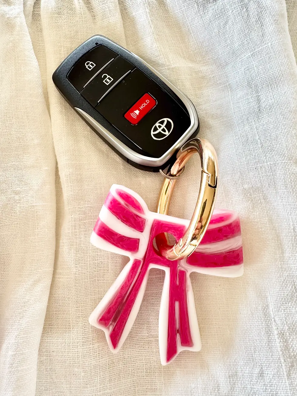 Thumbnail: Stripey Bow Resin Keyring