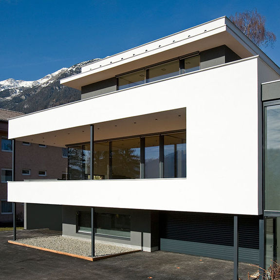 Haus in Innsbruck, Südansicht mit Aussichtsterrassen