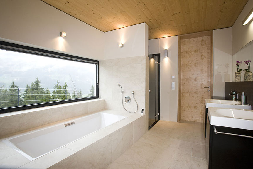 Haus in Gerlosberg, Badewanne mit Aussicht