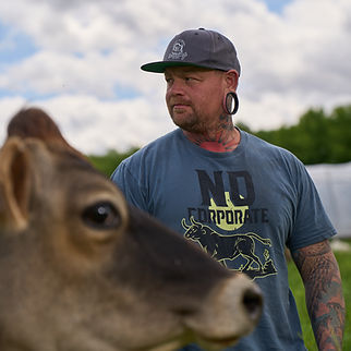 Copy of 2025_05_Grassway_PortraitsPizzaGroceryTour_50.jpg