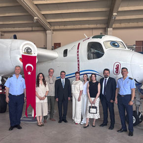 EGE Üniversitesi Havacılık MYO’ya SSB destekleri ile TUSAŞ tarafından hibe edilen S2E/T Tracker Uçağı Açılış Töreni