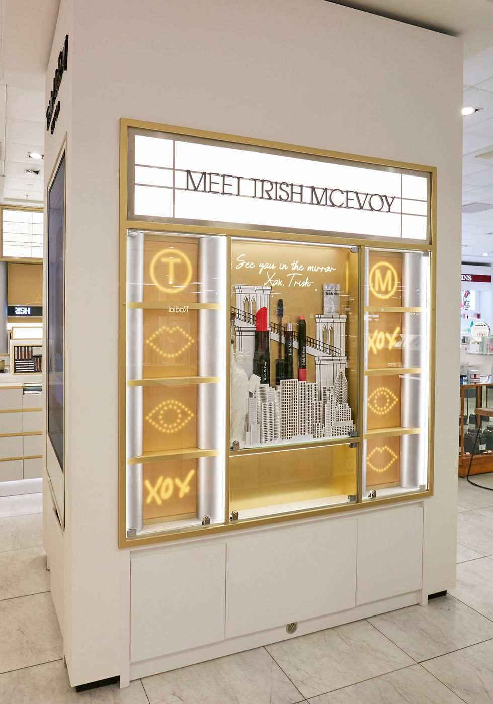 Applelec Projects neon-style illuminated lettering for Trish McEvoy “See you in the mirror” feature at Selfridges
