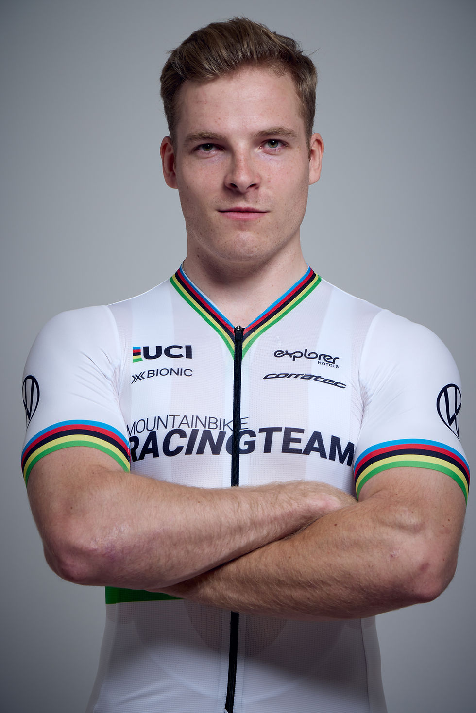 UCI Mountainbike Racingteam verpflichtet schwedischen Weltmeister Edvin Lindh