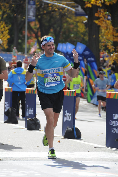 Coach Paul Bradford runnning sub-3 hour marathon at NYC marathon