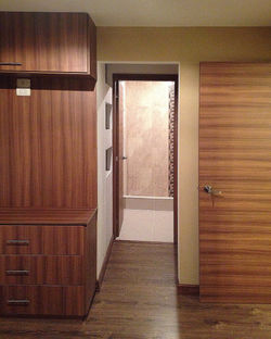 VESTIDOR Y BAÑO DE PADRES