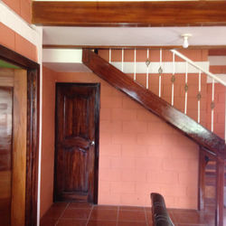 ESCALERA A PLANTA ALTA