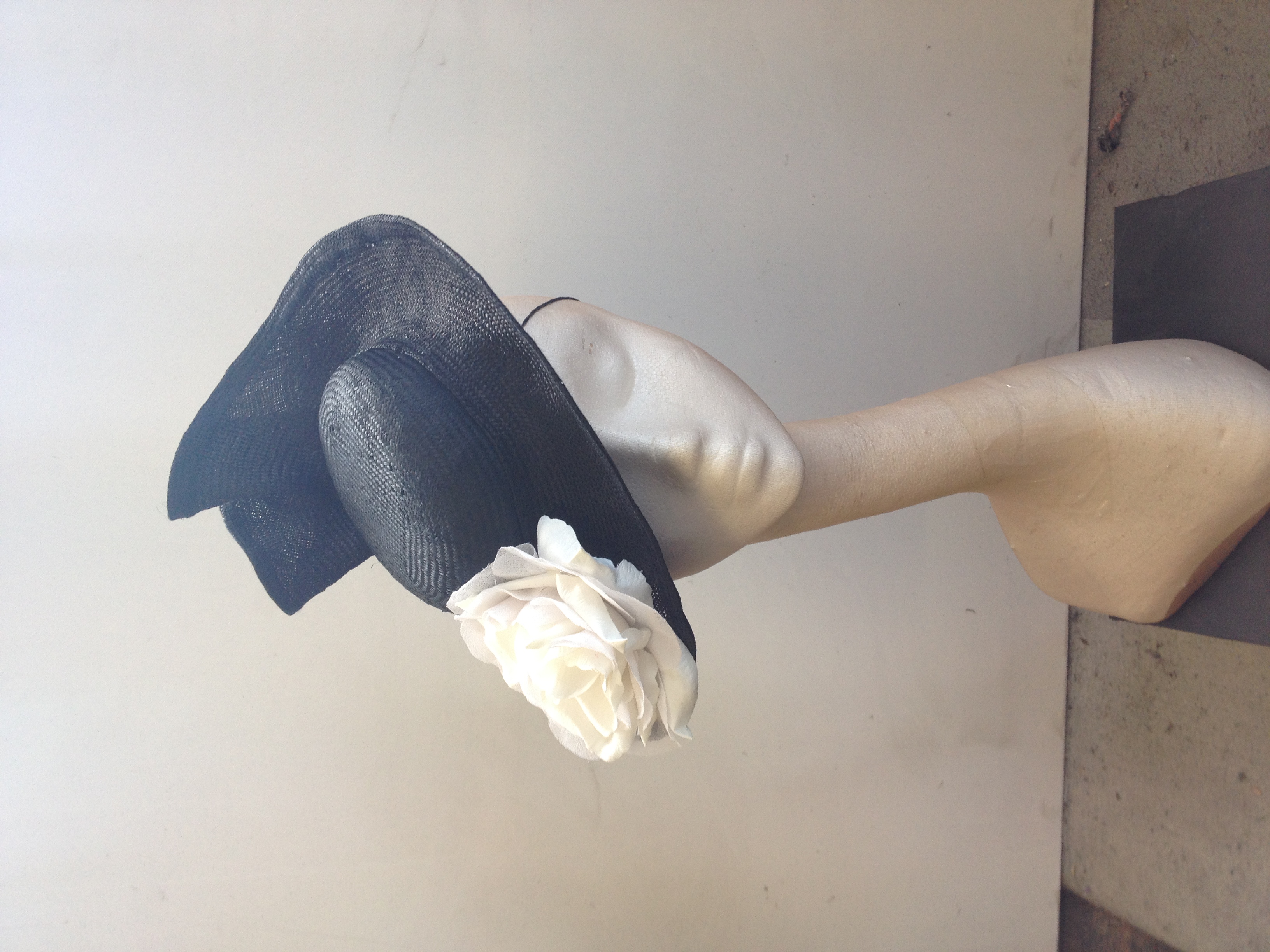 Black Straw Percher