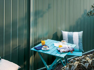 Low-Maintenance Fencing Options in Eltham