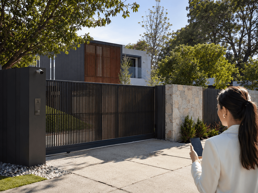 Driveway Gate Features Homeowners Wish They Installed Earlier