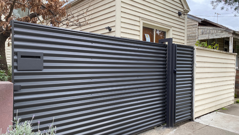 PVC Front Fence.png