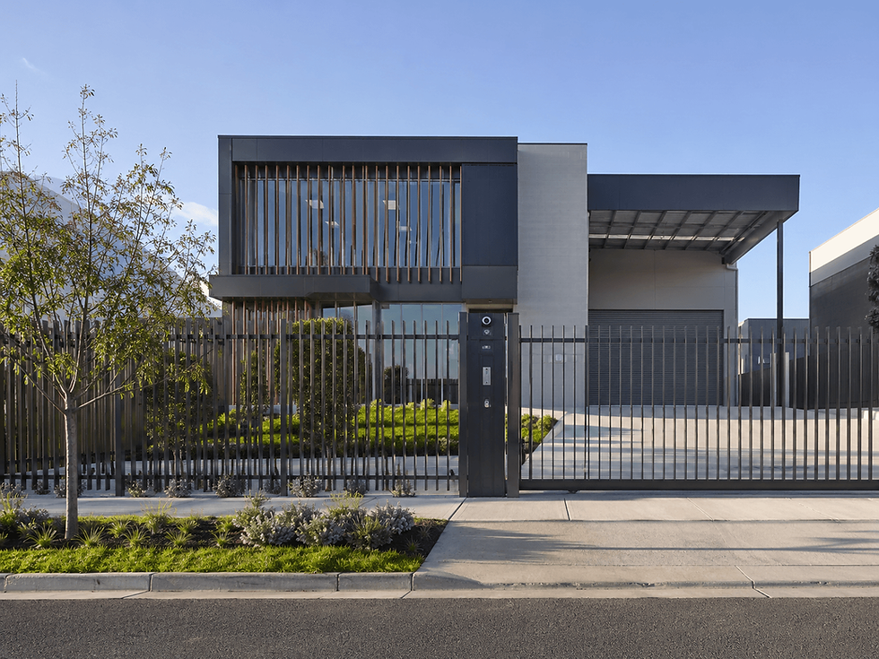 Commercial Front Fences That Balance Visibility and Security