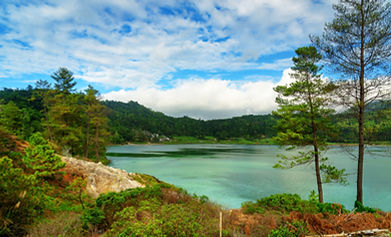 Linau Lake Tomohon sulawesi adobe.jpeg