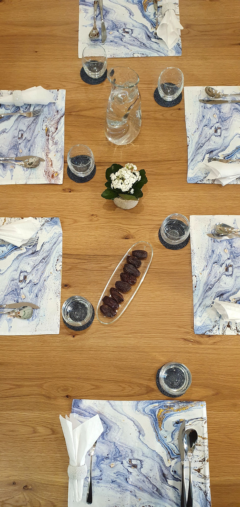 Thumbnail: 4 Placemats & Matching Trivet