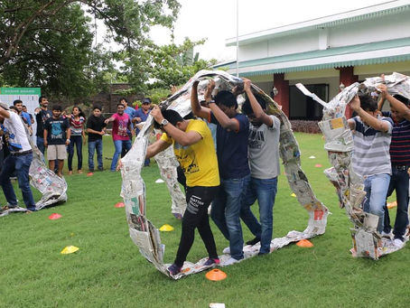 What is Team Building - 4 Reasons to Choose Team Building Activities