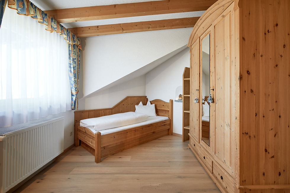 Mineralienhotel - Familien Zimmer - Kinder Zimmer_01.jpg