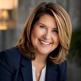 Kelly Headshot 2026.png