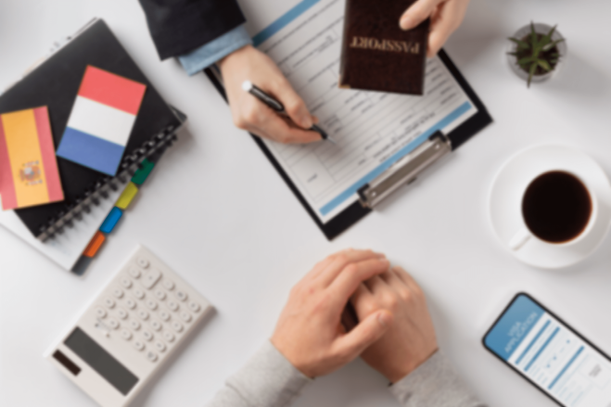visa-application-composition-with-france-spain-flag.png