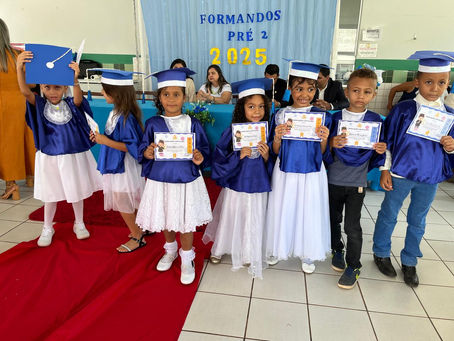 Formatura do Pré II emociona comunidade da Escola José Silveira da Costa