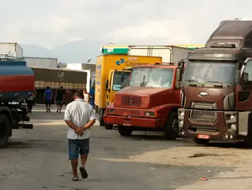 Além das unidades móveis, a estrutura de atendimento contará com unidades semifixas.