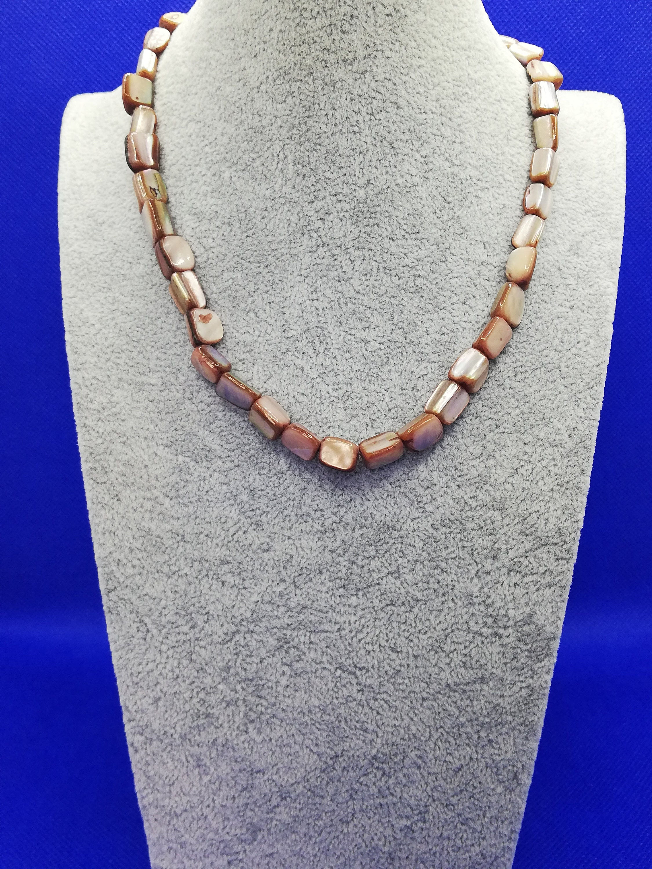 Stunning Polished Agate Beaded Necklace