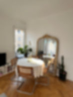 Salle à manger d'un logement en location courte durée à Marseille
