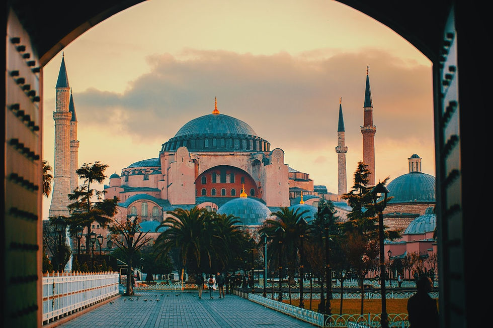 A Magical 5-Day Istanbul Itinerary: East Meets West: 