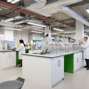 csc-labflow-laboratoty-furniture