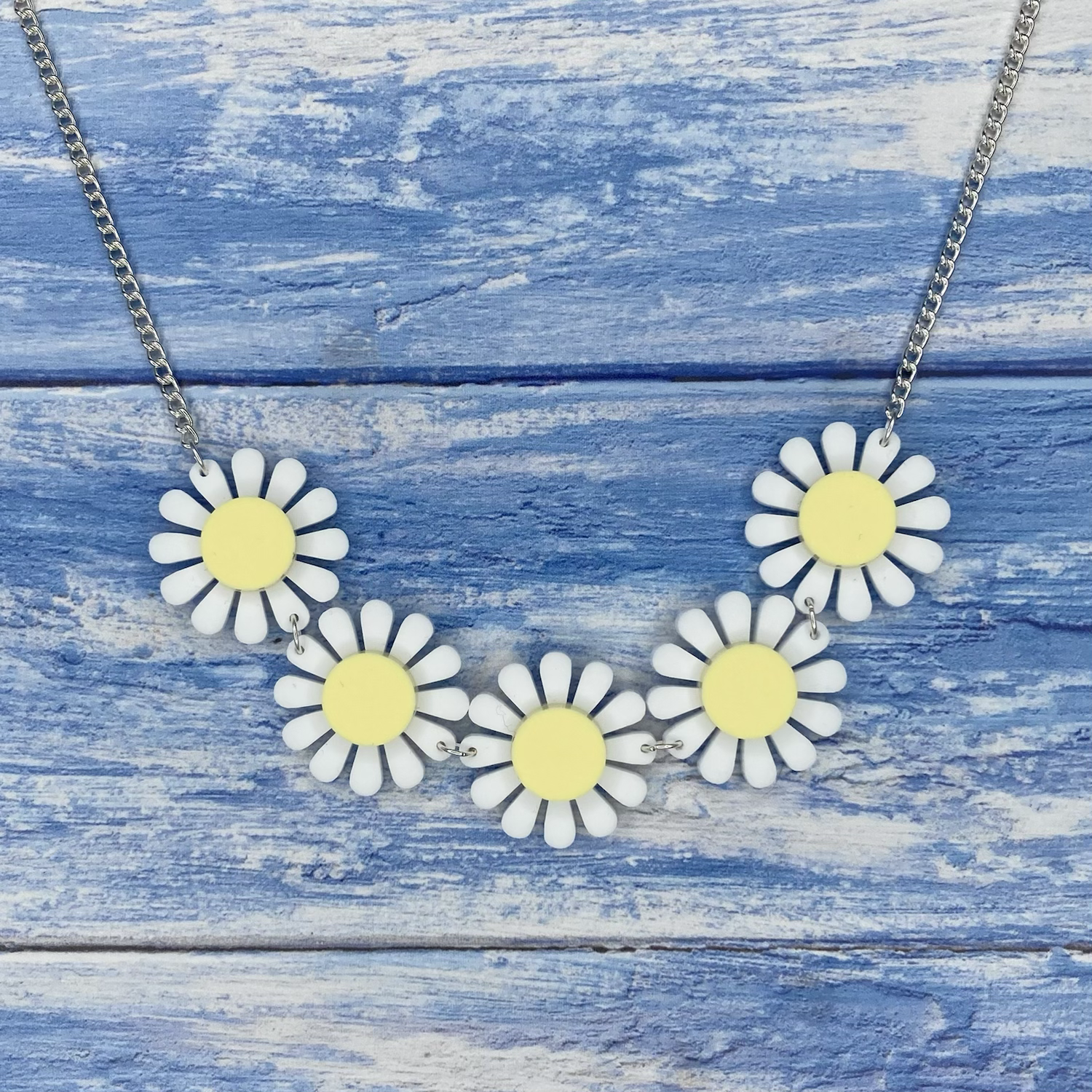 Daisy Chain Necklace