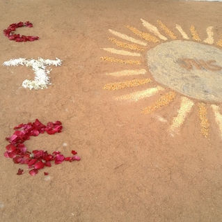 Comunitários da CJC Umari cria tapete para dia de corpus christi