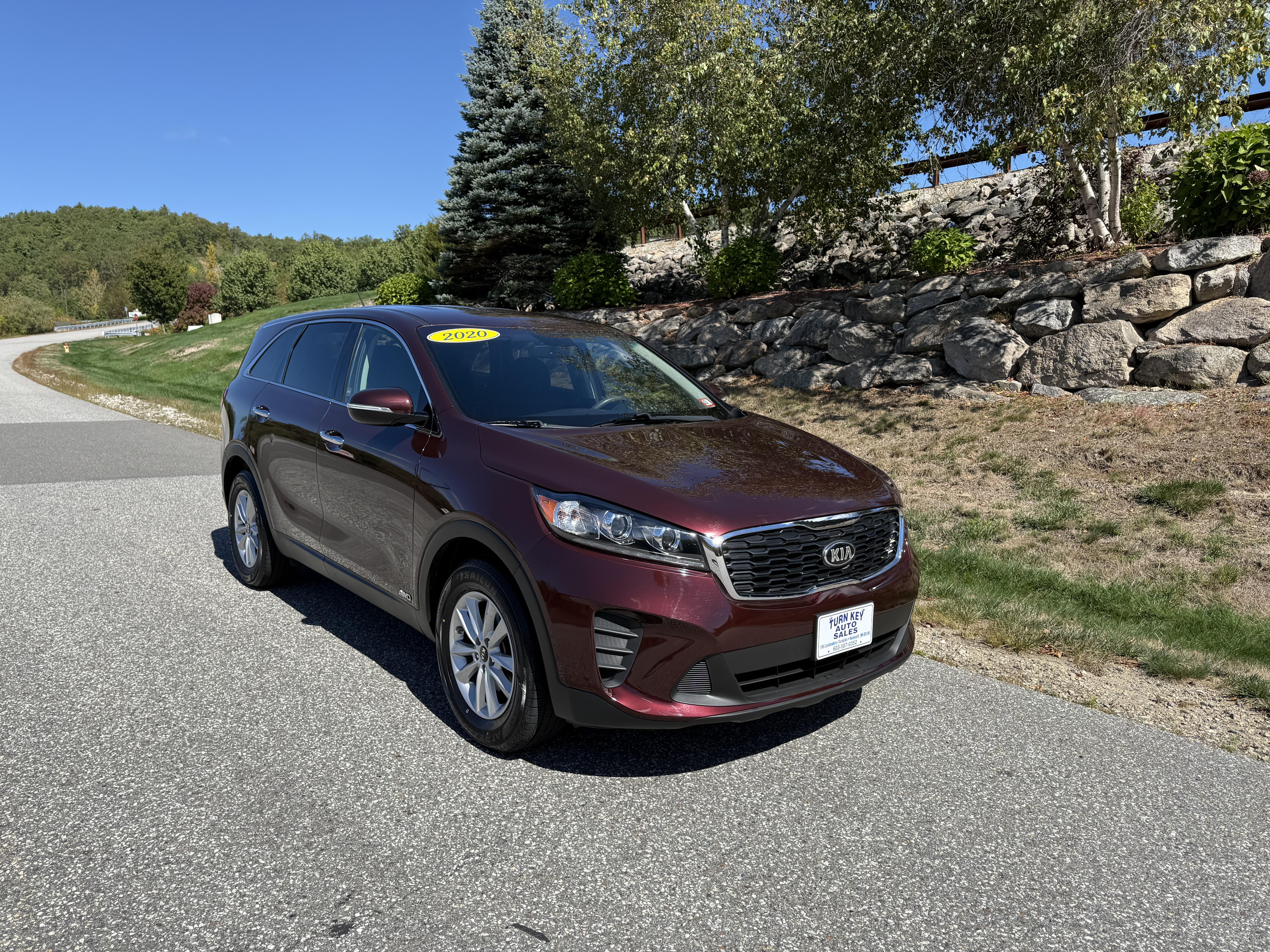 2020 Kia Sorento LX's photo