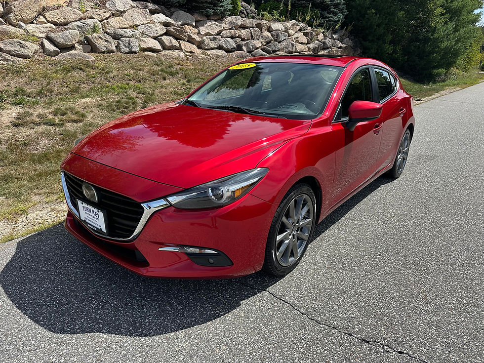 Thumbnail: 2018 Mazda 3 Grand Touring