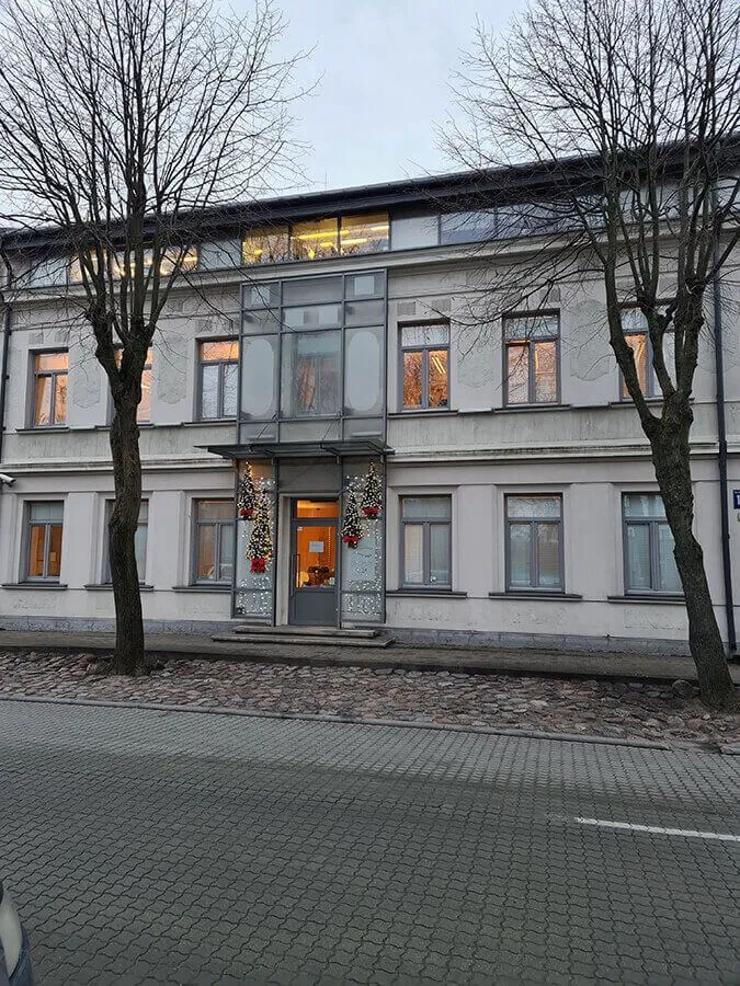 Ventspils, Lielā Dzirnavu iela 18