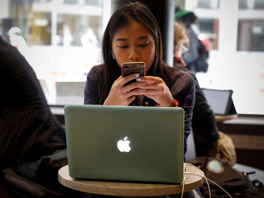 El FBI alertó sobre los riesgos del cifrado extremo a extremo en los dispositivos Apple.