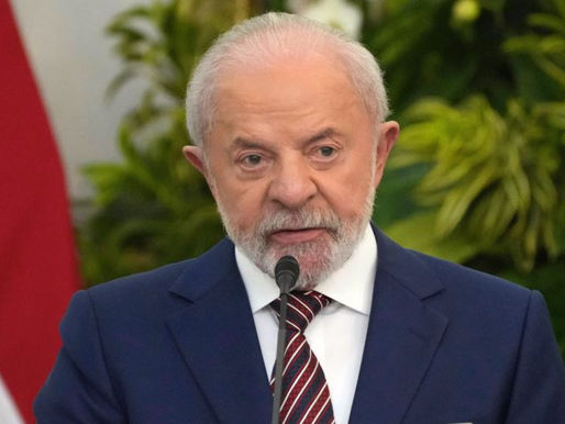 El presidente brasileño Lula anuncia su candidatura a la reelección para un cuarto mandato no consecutivo