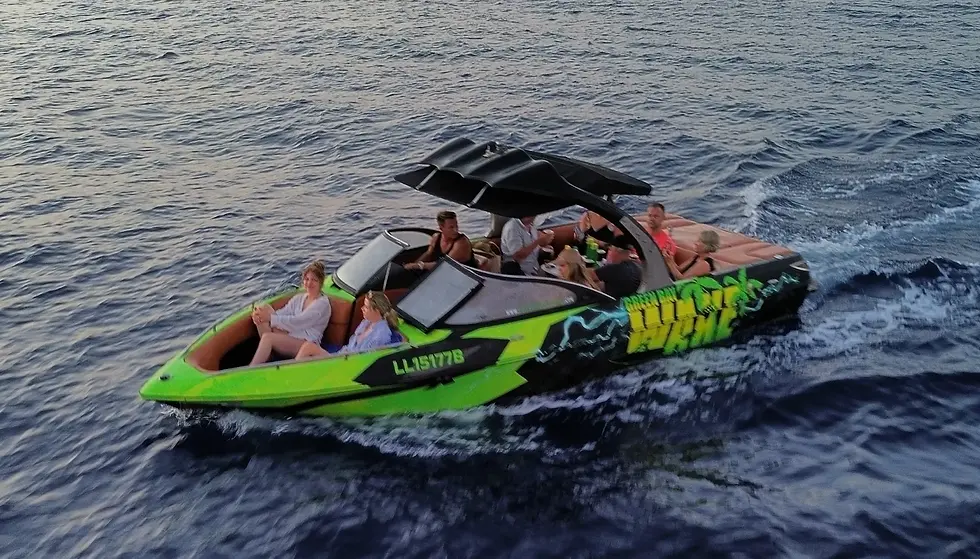 sunrise green bay watersports priavte boat trip