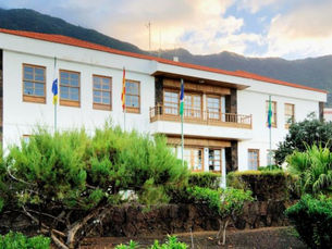 EL AYUNTAMIENTO DE LA FRONTERA SUPRIME EL PLÁSTICO.