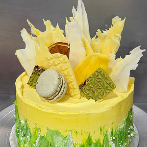 7" Citrus vanilla sponge cake