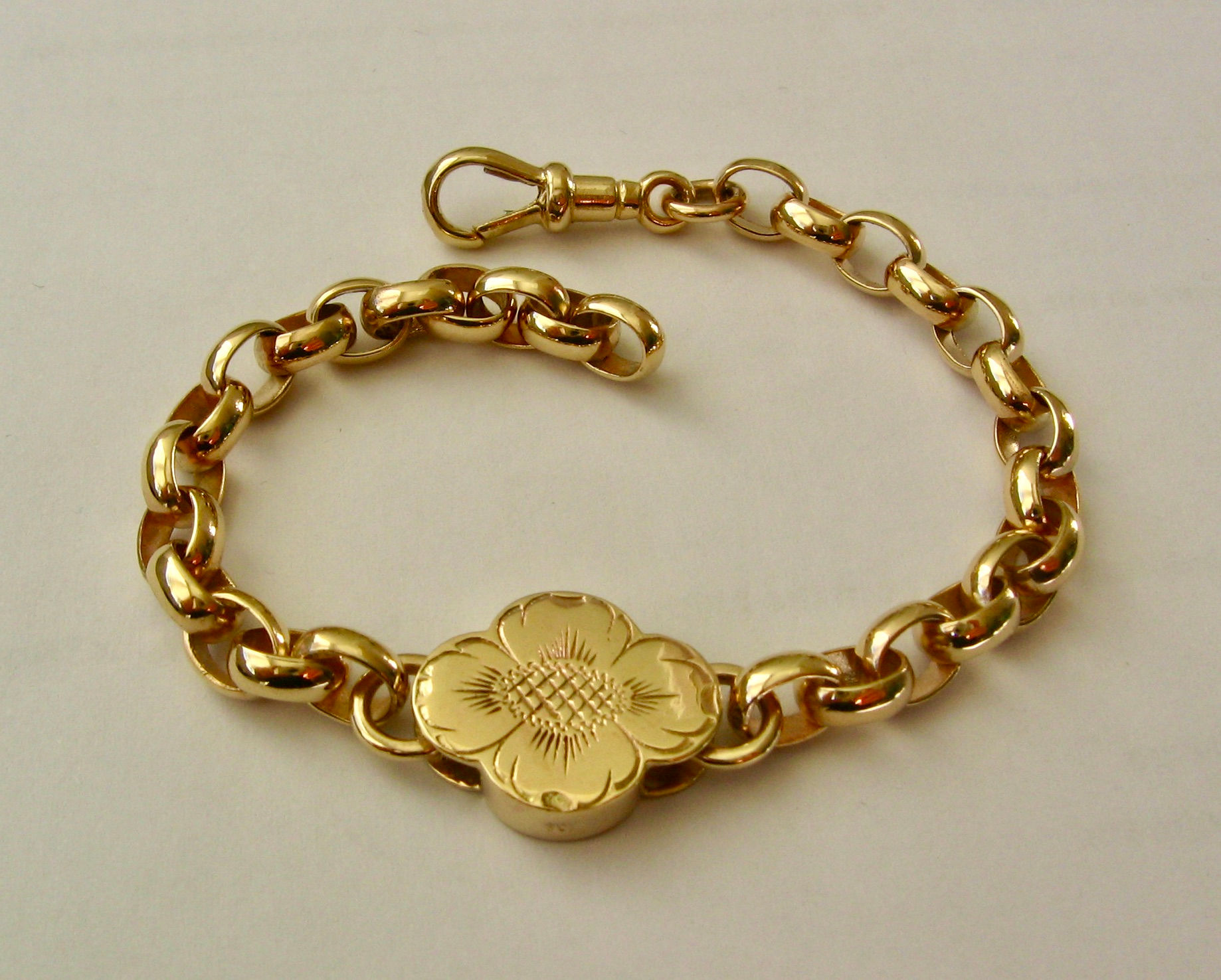 Genuine SOLID 9ct YELLOW GOLD Floral Design Belcher Bracelet with Albert Clasp