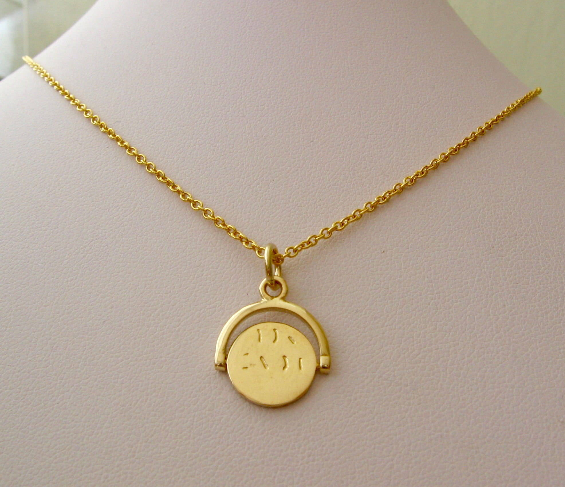 Genuine SOLID 9K 9ct YELLOW GOLD Spinning "I Love You" Charm Pendant