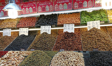 Specerijen op de markt