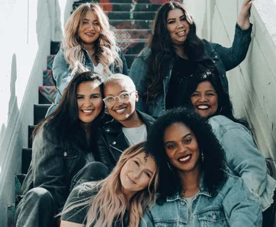 supportive women on stairs.jpg