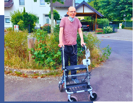 Hartmut vor der WG Hennef