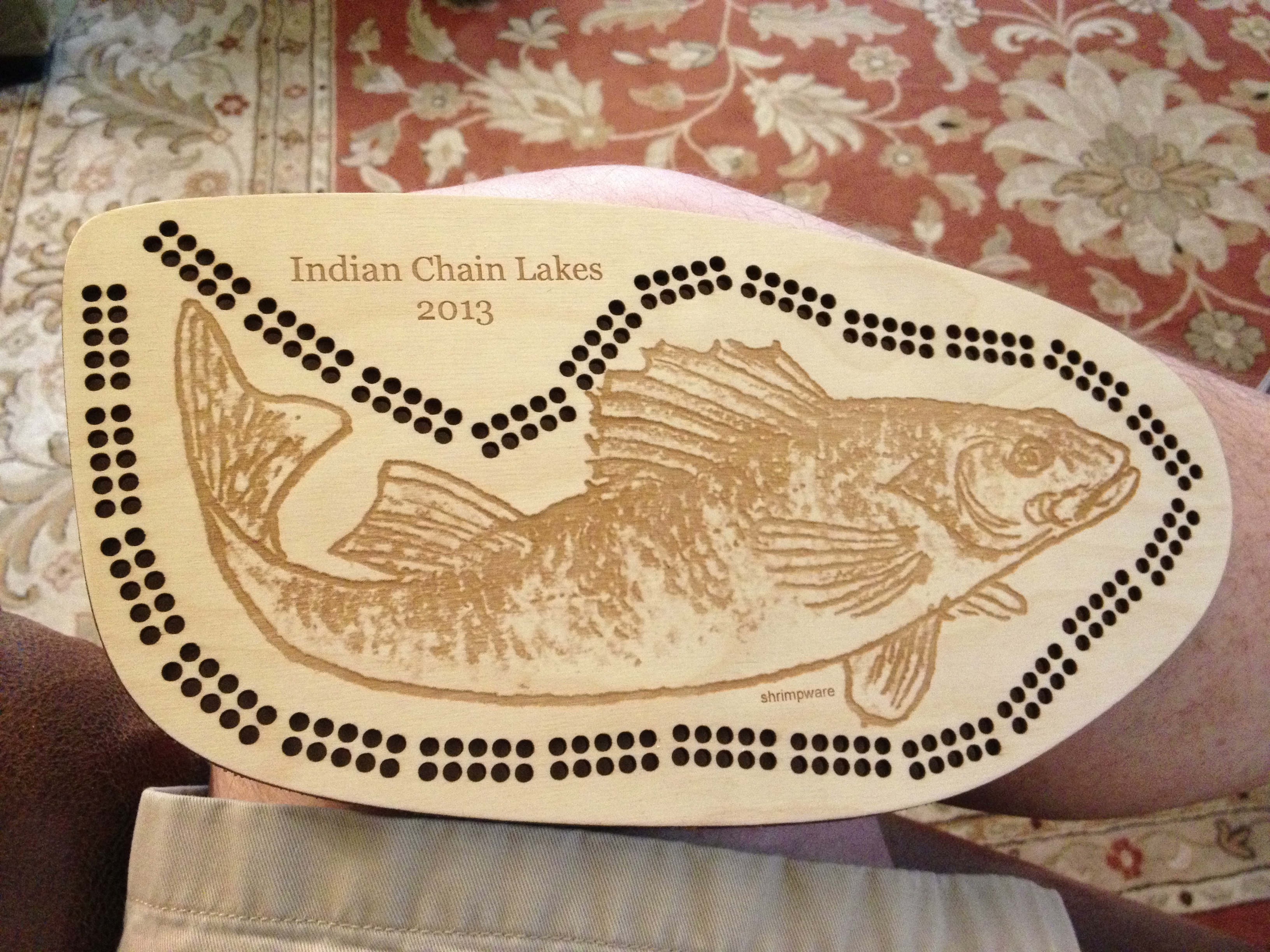 cribbage board with fish