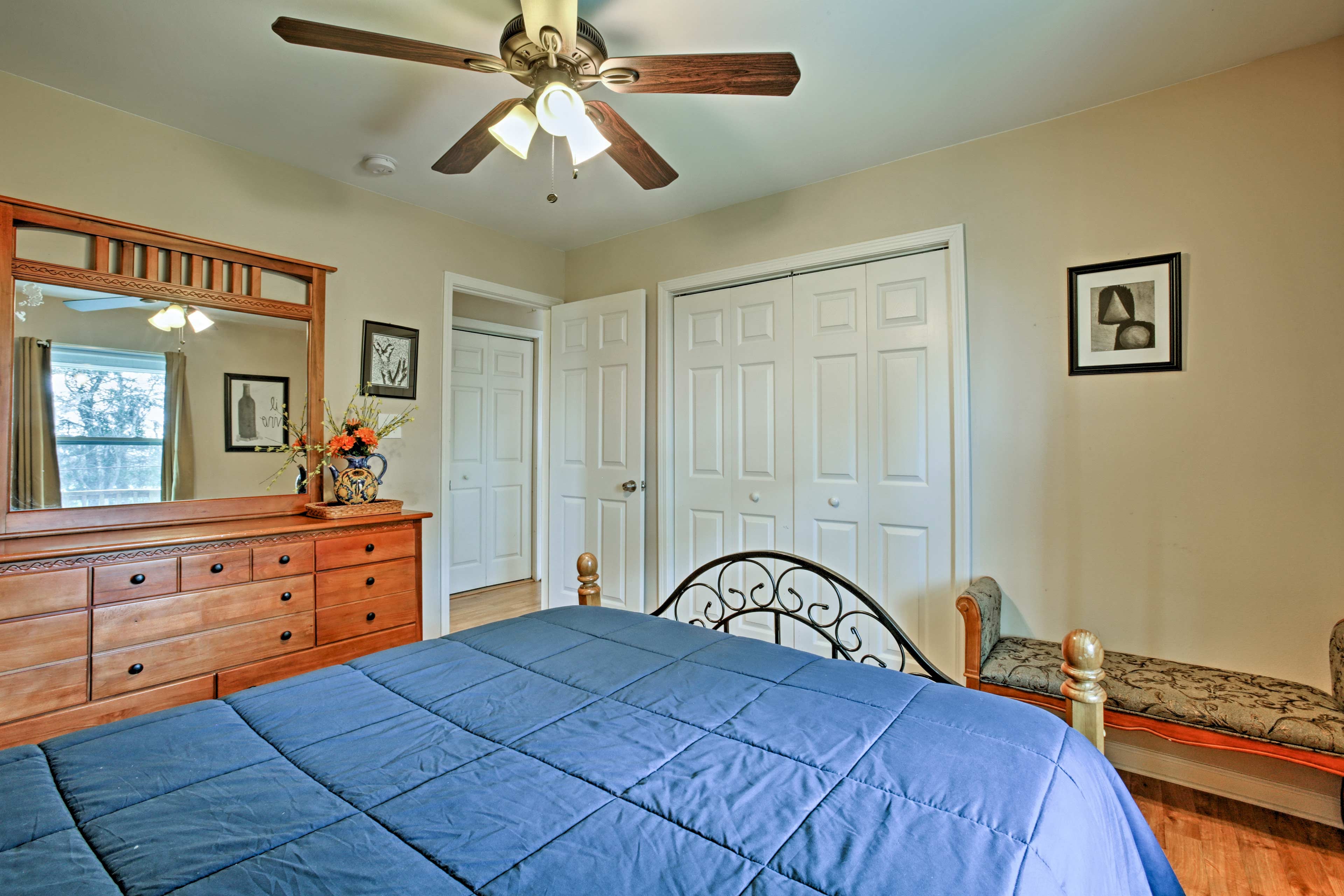 Lytle Farms Cajun Cottage Bedroom
