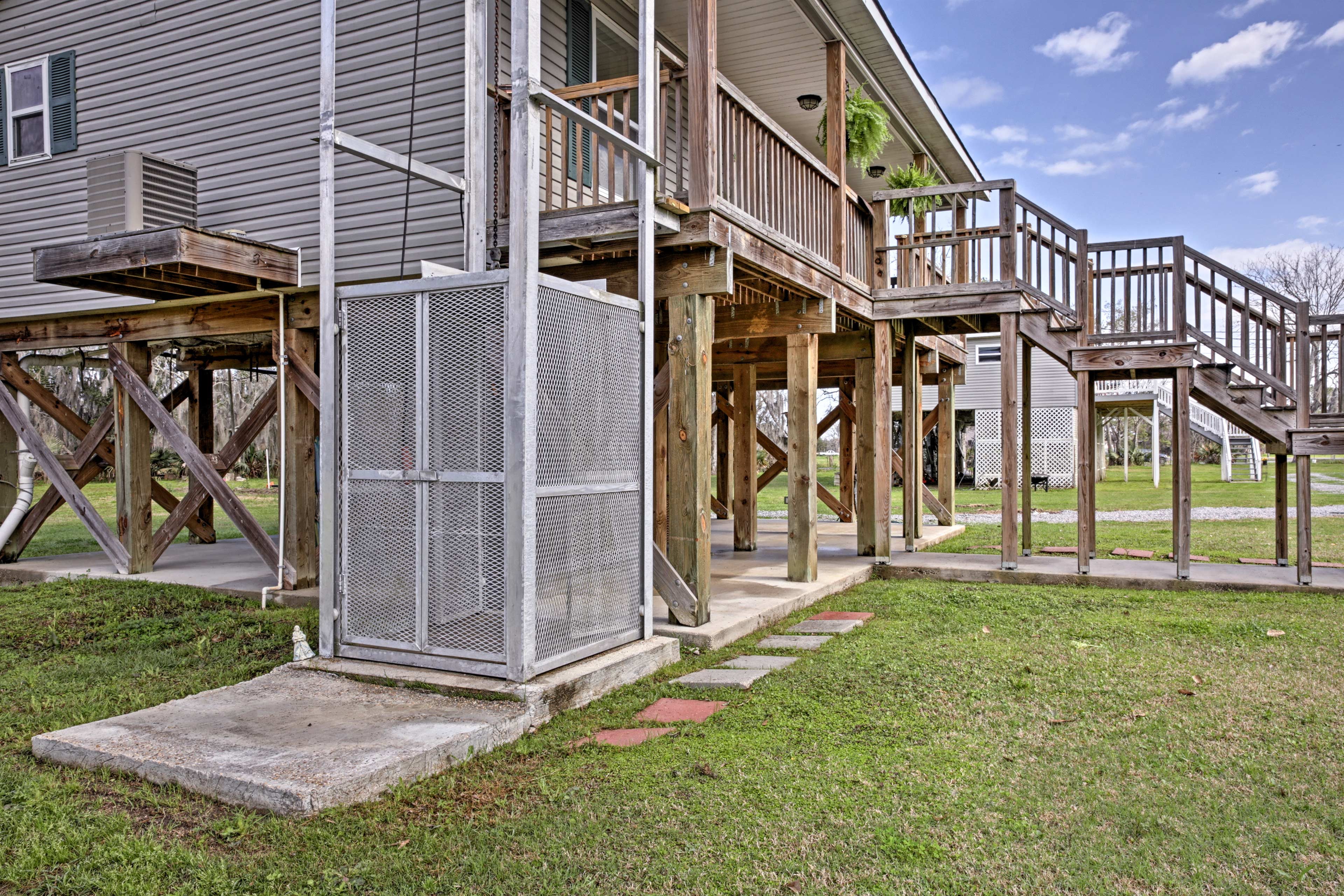 Lytle Farms Cajun Cottage Elevator