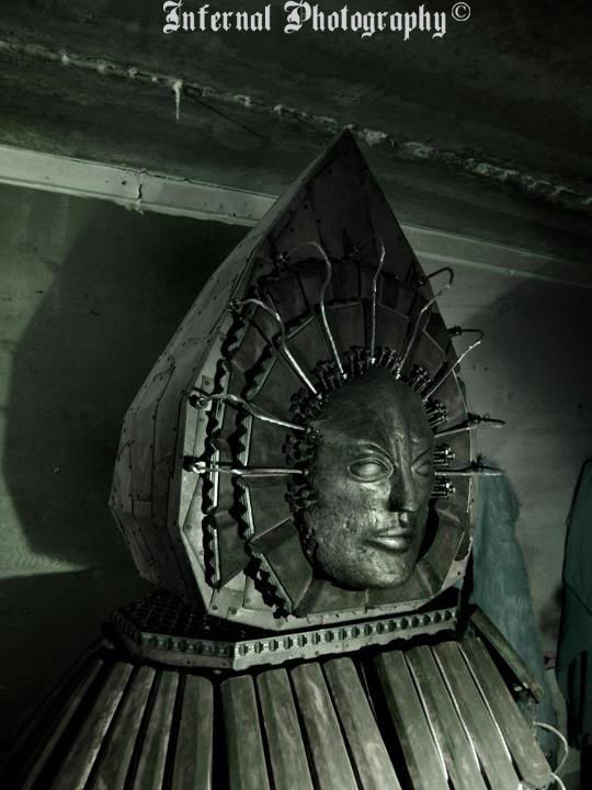 423856_10150712148150255_614520254_11786