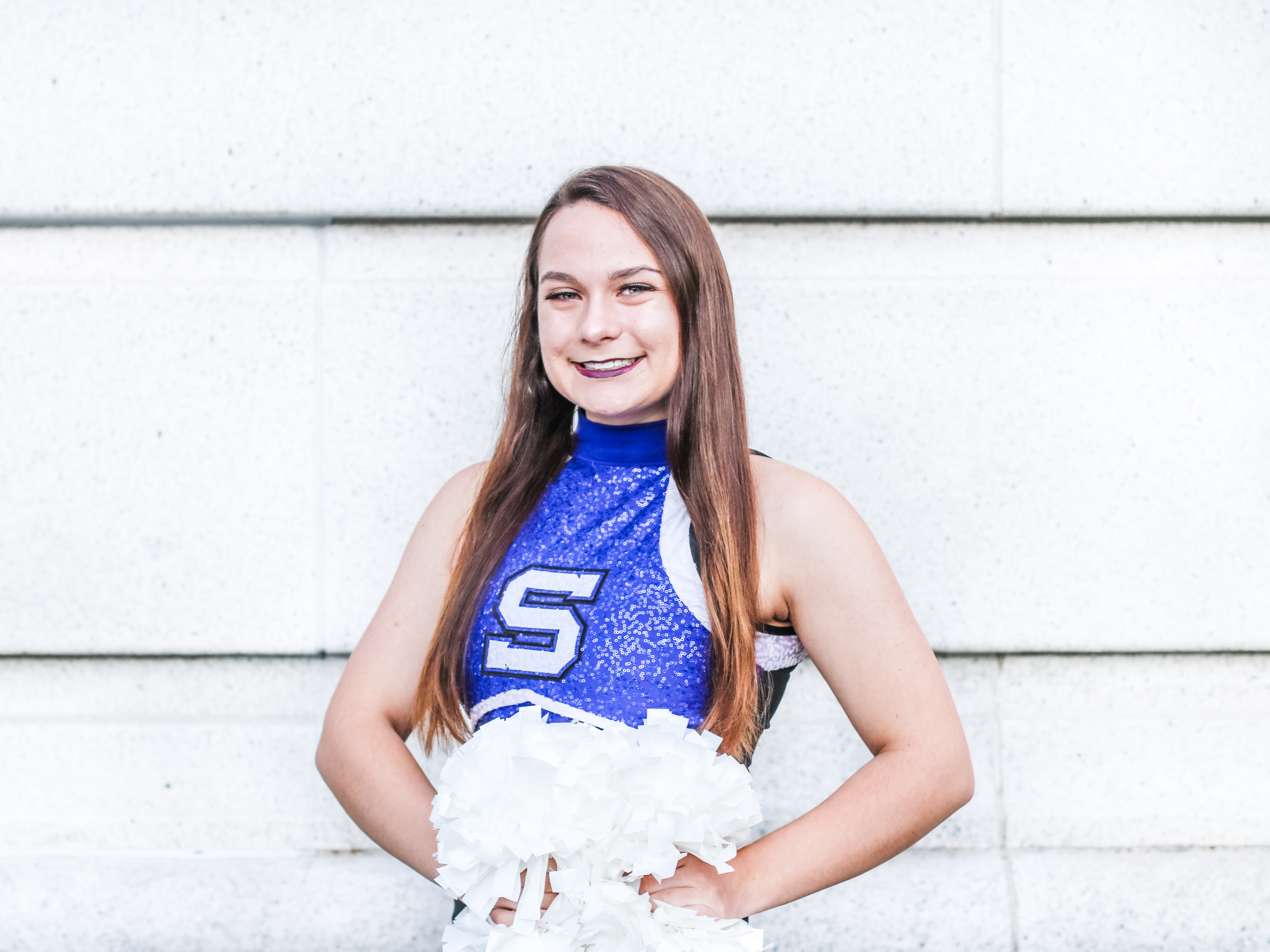 Junior, Jillian
