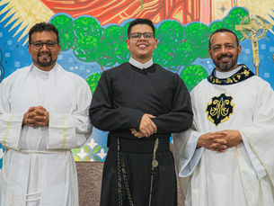 Vida consagrada é celebrada durante a Missa do Santíssimo