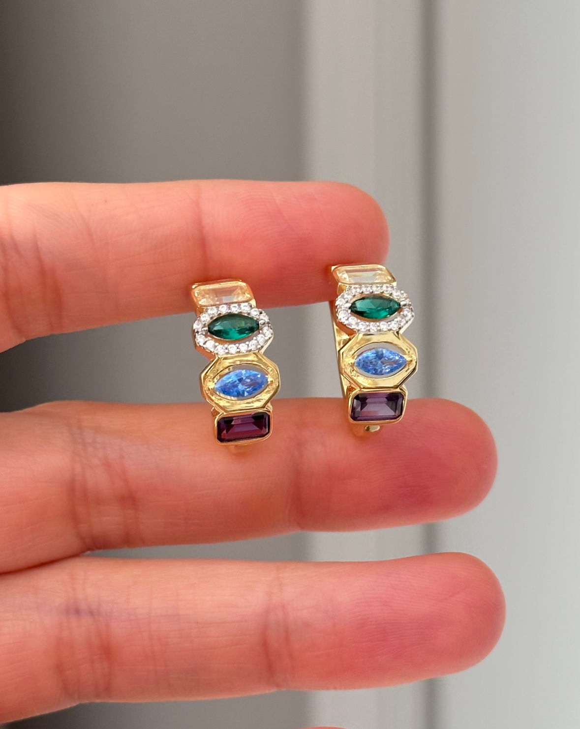 Renkli Mix Taşlı Küpe